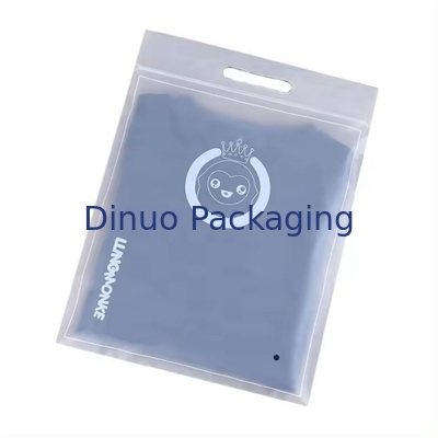 Custom Printing Eco-Friendly Resealable Plastic Ziplock Bags With Handle For Clothes Packaging Bags Με χερούλι για ρούχα