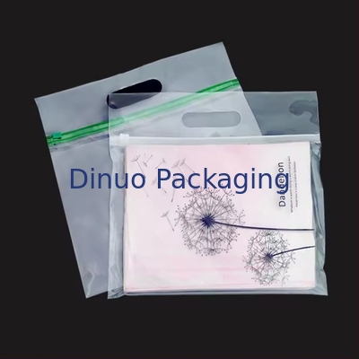 Custom Printing Eco-Friendly Resealable Plastic Ziplock Bags With Handle For Clothes Packaging Bags Με χερούλι για ρούχα