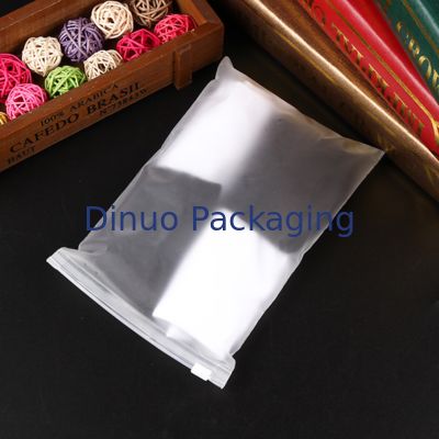 Προσαρμοσμένη εκτύπωση με βαφή CPE συσκευαστικές σακούλες σε διάφορα μεγέθη για αποθήκευση ρούχων