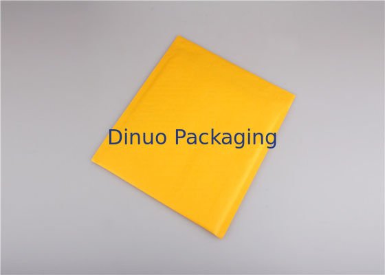 Eco η φιλική Kraft που στέλνει τους φακέλους με το περικάλυμμα φυσαλίδων μέσα στο μέγεθος συνήθειας