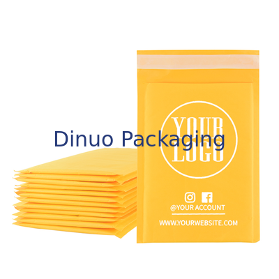 Ελαφρύ Kraft Bubble Mailers που ενσωματώνουν εσωτερικά υλικά από πολυαιθυλένιο χαμηλής πυκνότητας και προσαρμοσμένο λογότυπο για συσκευασία